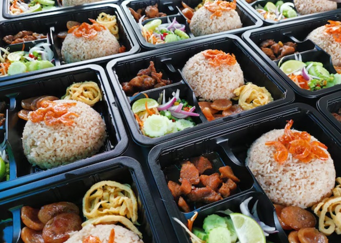 Kontro⁠versi Program Makan Bergizi Gratis, Efektif atau Pembor⁠osan Anggaran⁠?⁠