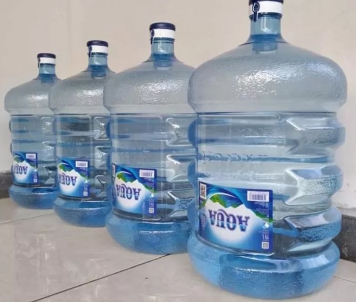 Apakah Galon Aqua Aman untuk Lingkungan? Analisis Dampak Plastik